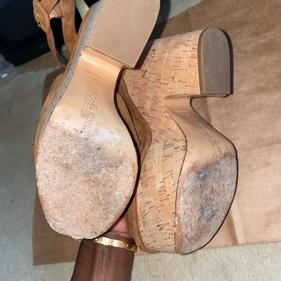 Michael Kors Hilary Suede Cork Platform - Picture 4 of 4